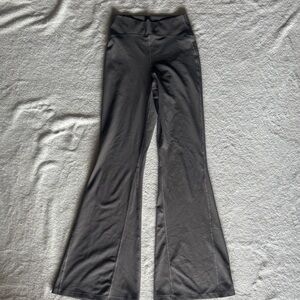 Old Navy Active Gray Super Flare Leggings